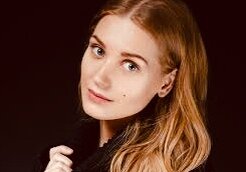 Кристина Асмус.