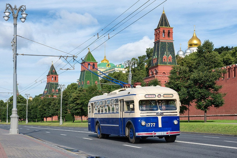 В российских городах все чаще отказываются от троллейбусов. Причины прозаичны до безобразия: «Что дешевле закупить, то и запустим!-2