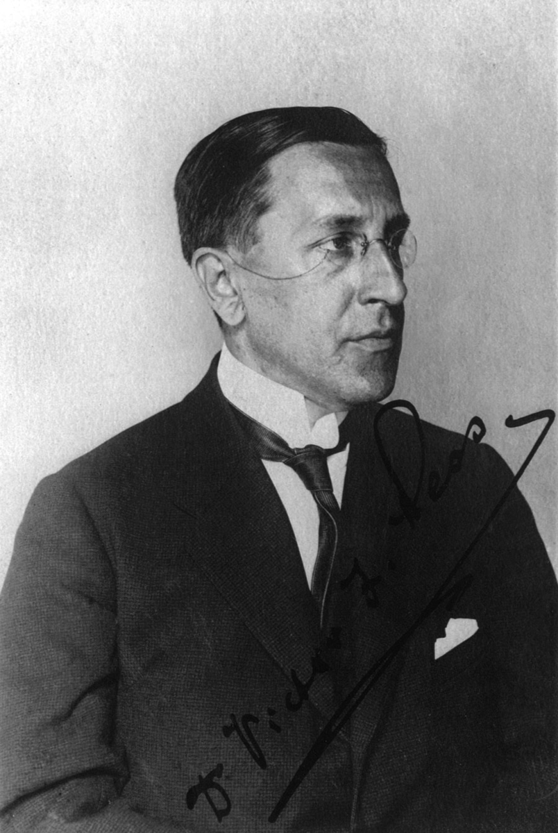 Виктор Гесс