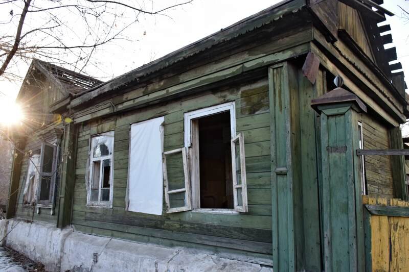 Без хозяина дом сирота подобные пример Нулевой этаж Записки поседевшего брюнета Дзен
