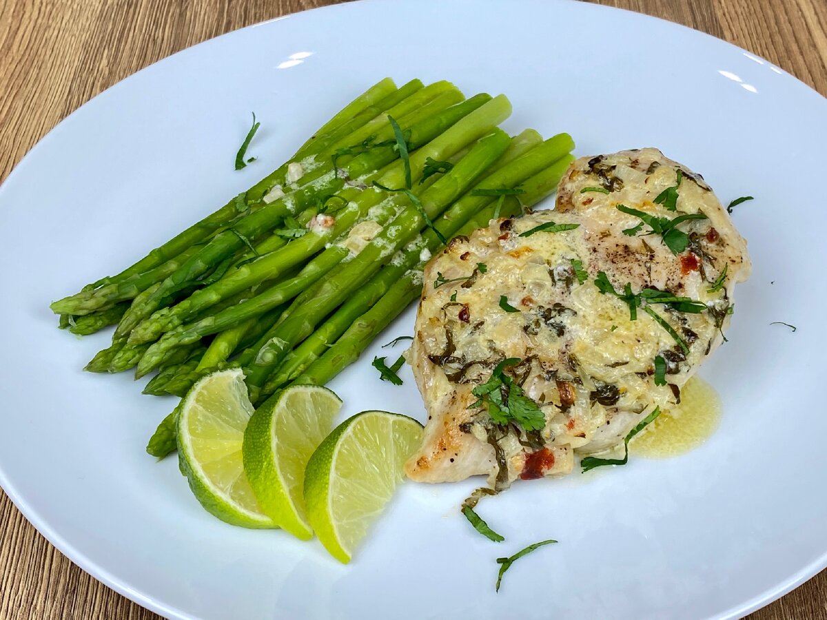 Куриное филе в сливочном соусе