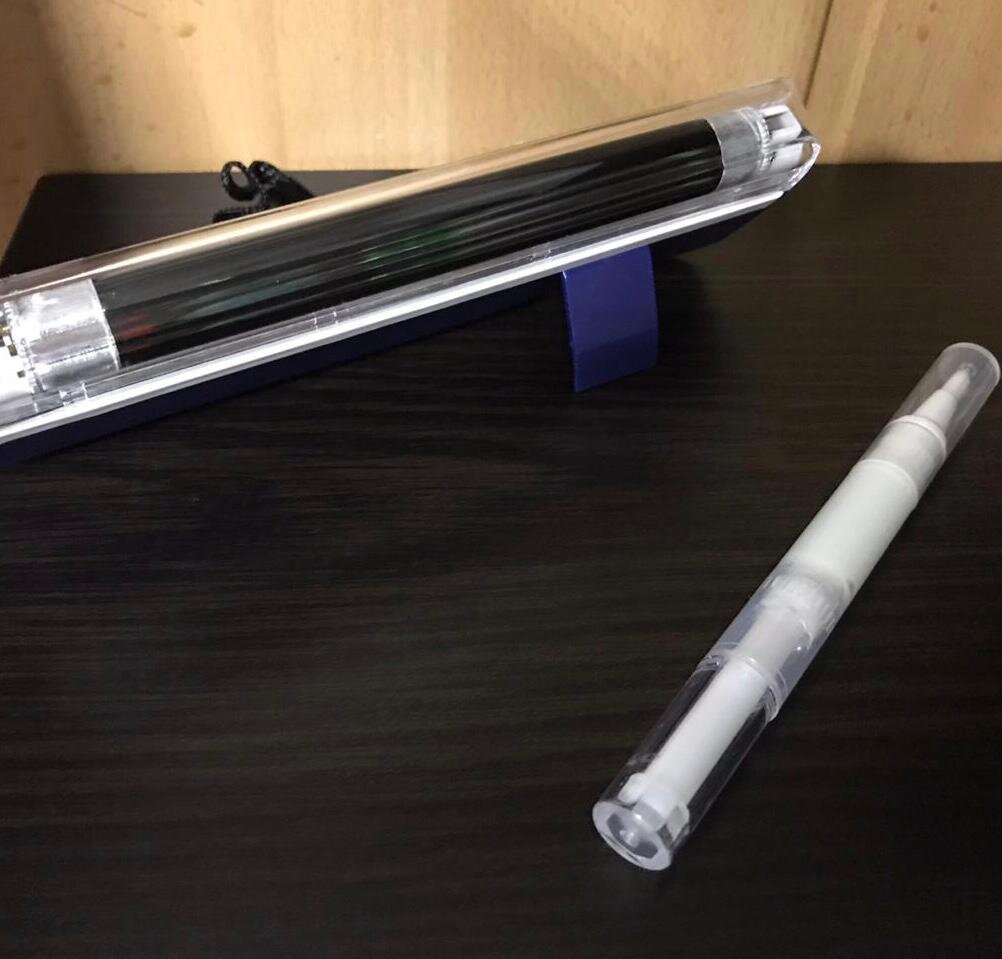 Комплект Luminofor UV-CLEANING. На момент написания статьи, маркер-кисть стоит всего 140 рублей.