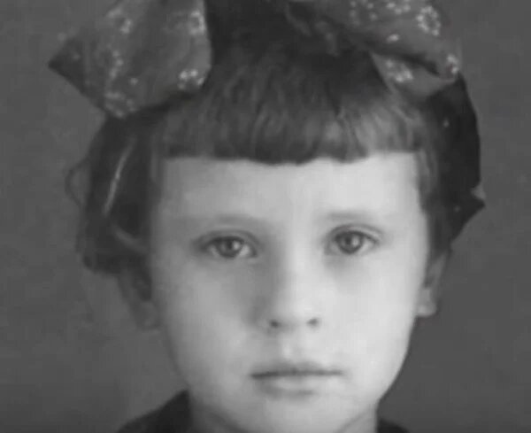 Валентина Толкунова в детстве