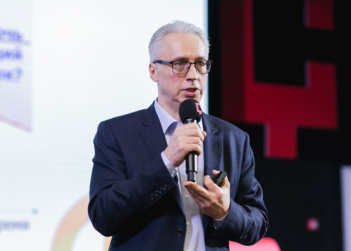 Олег Самольянов