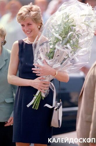 Такой же букет белых лилий Диана подарила Николаю Цискаридзе