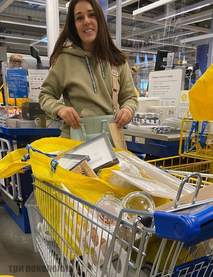 В последний приезд в IKEA, получилась целая тележка покупок.