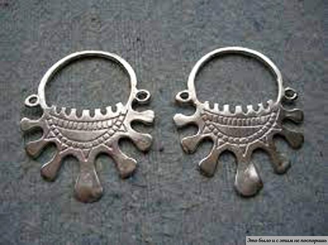7-лопастные височные кольца вятичей. Источник – https://clck.ru/ZC3Lb 