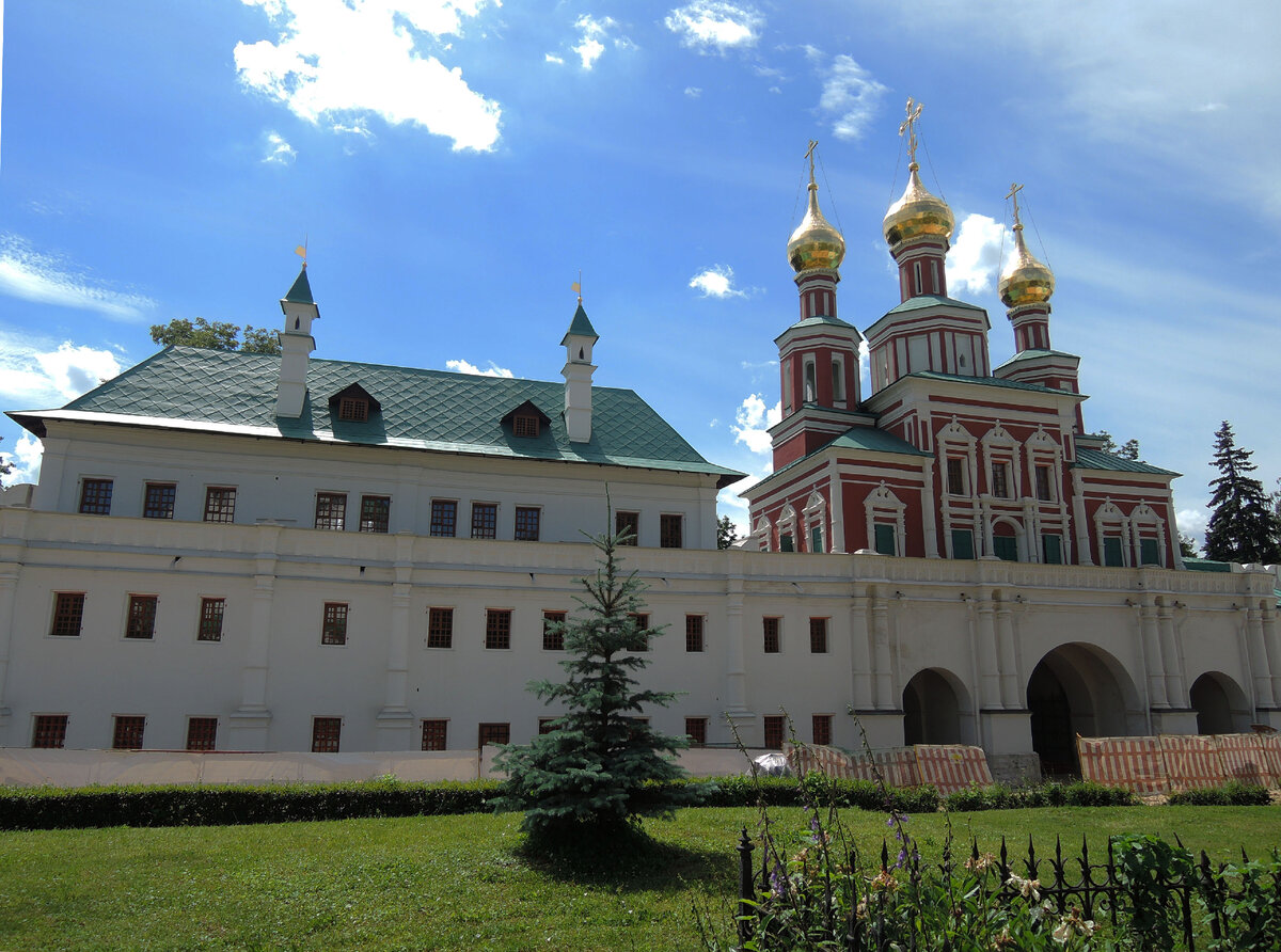 Новодевичий монастырь