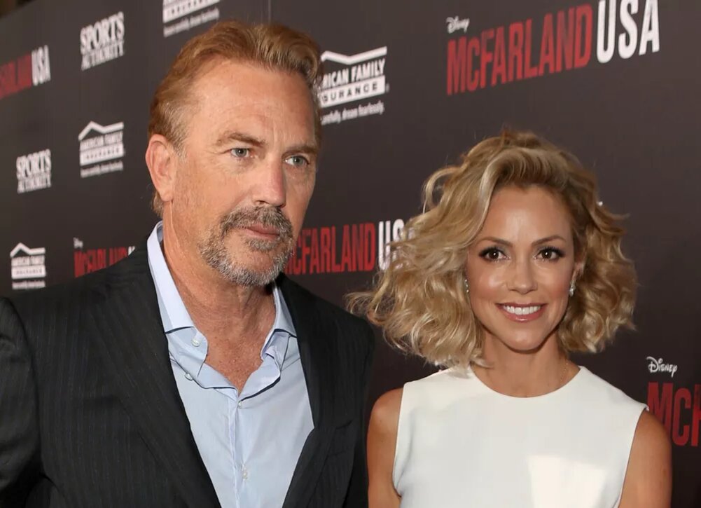    Бывшая жена Кевина Костнера ищет работу после резкого сокращения алиментов на детей