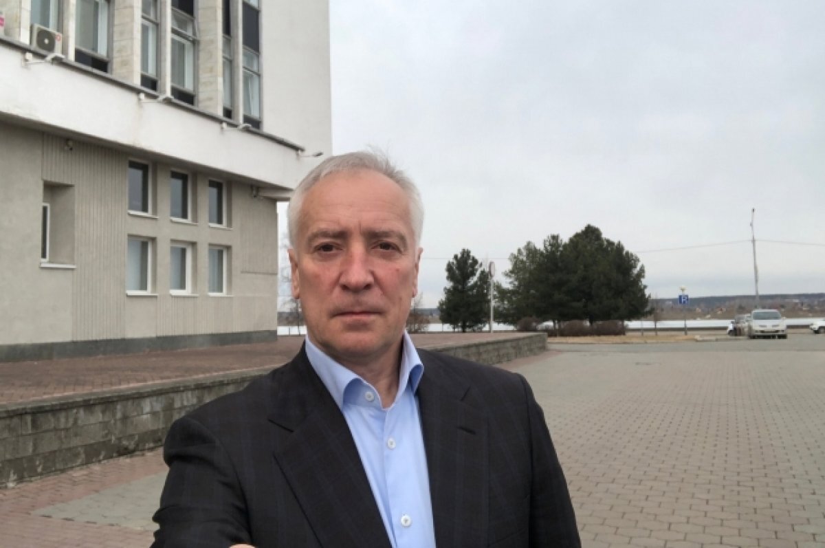    Губернатор Томской области заговорил на английском языке