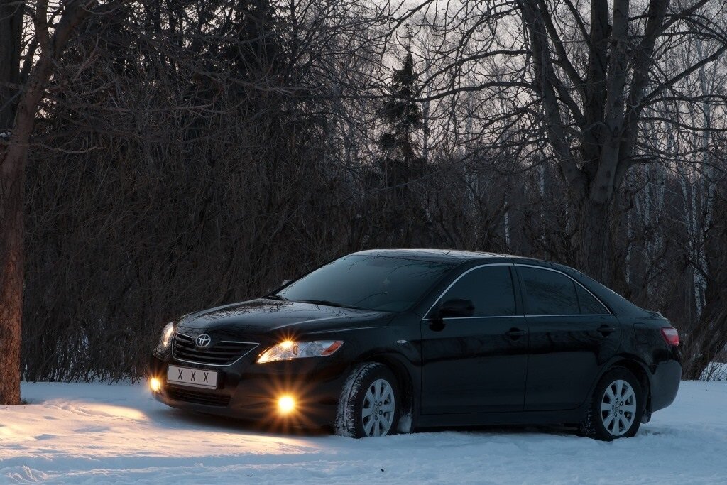 Служебная Тойота Камри Хасана