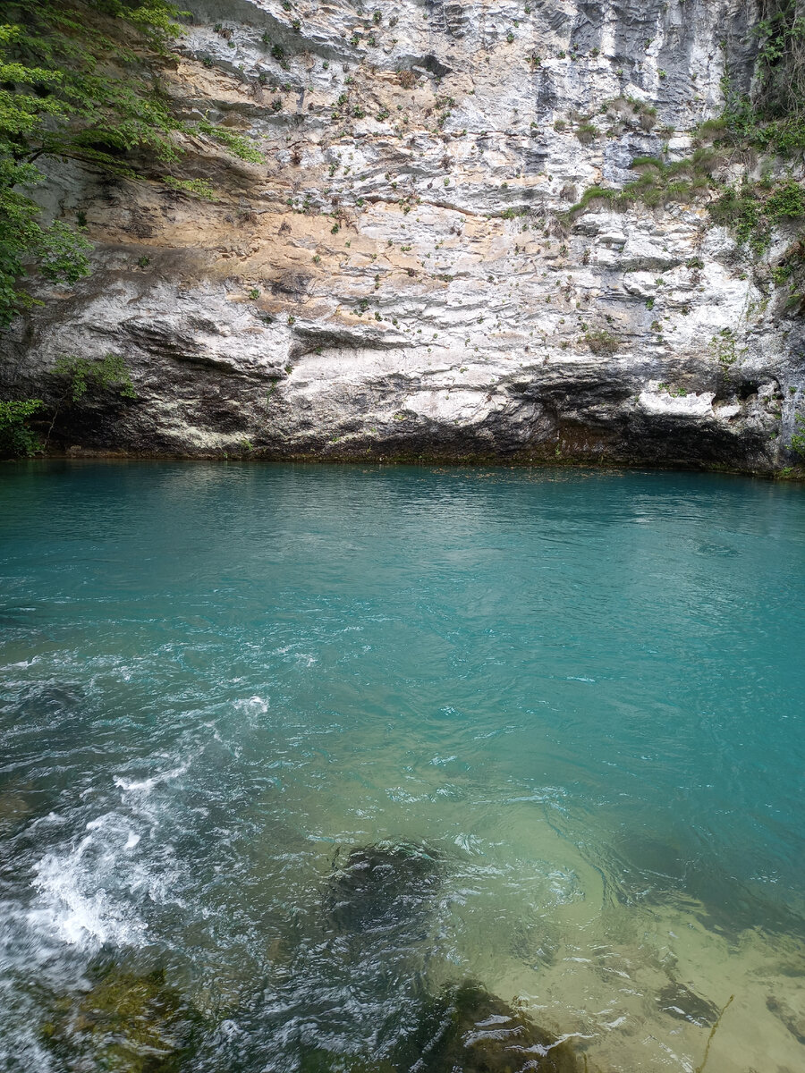 Абхазия. Голубое озеро (своё фото)