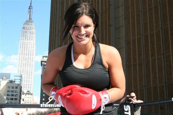 Gina Carano в ринге