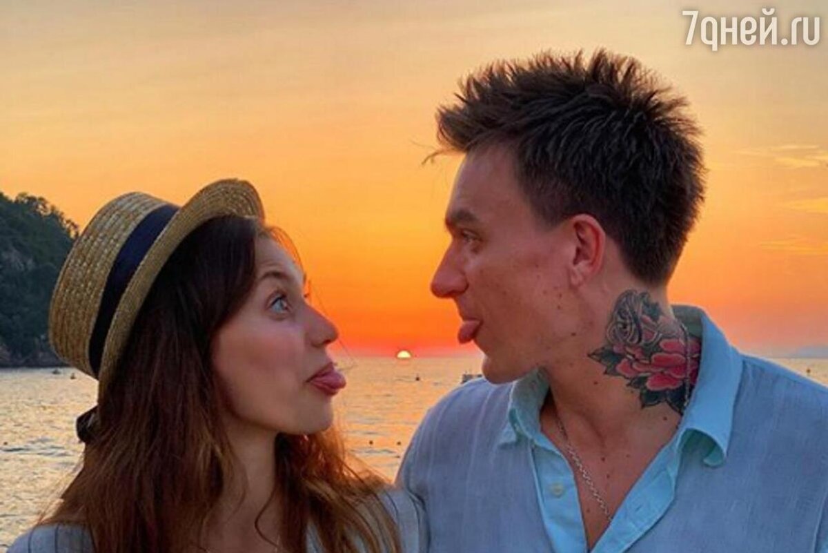    Регина Тодоренко и Влад Топалов соцсети