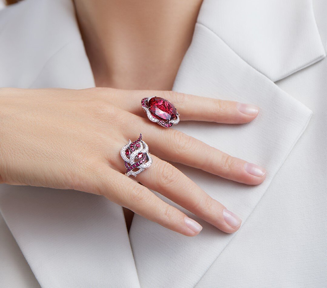 Кольцо с турмалином рубеллитом, рубинами и бриллиантами из коллекции Discovery, Chamovskikh