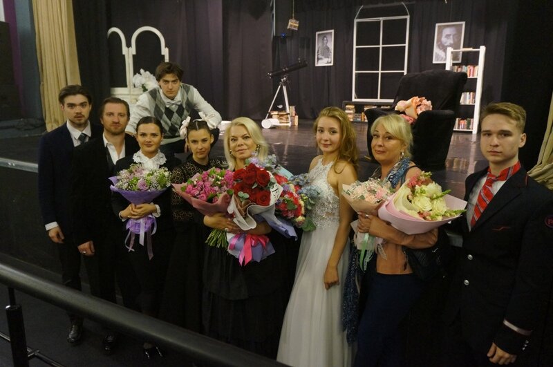 Андрей Пылев, Антон Ингликов, Светлана Сопига, Иван Яшин, Яна Шалаева, Яна Евгеньевна Поплавская, Анастасия Сангау, Оксана Александровна Колесникова, Игорь Журков.