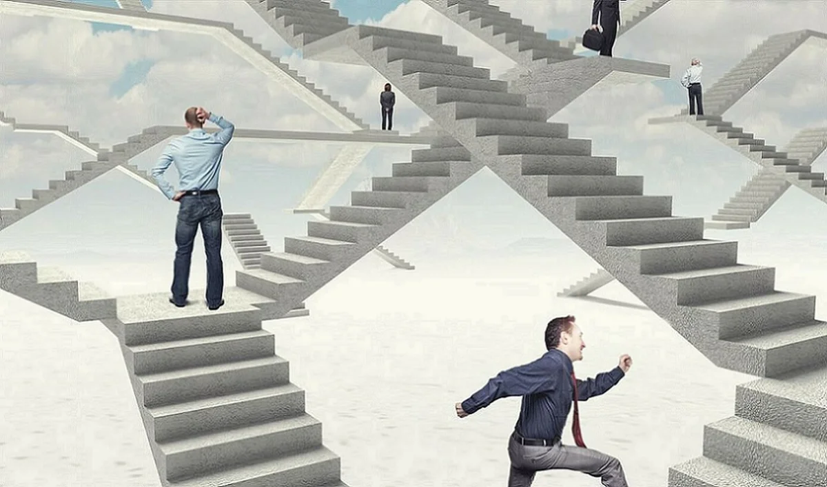 В различных местах выбор. Выбор человека. Развилка дороги. В различных местах выбор. Распутье дорог.