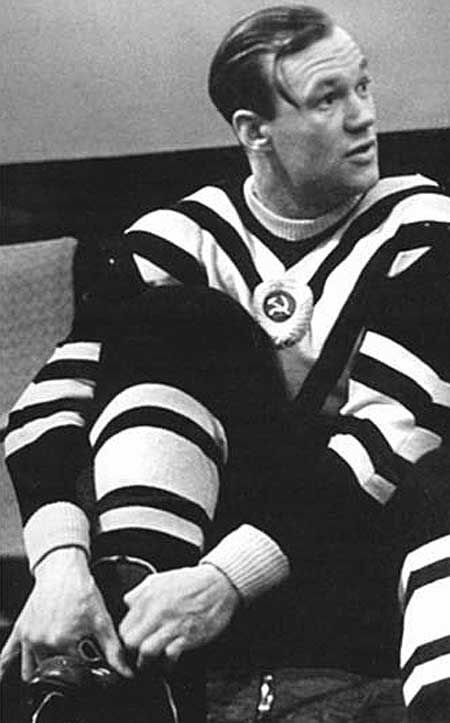 Фото с яндекс.картинки (Всеволод Бобров)