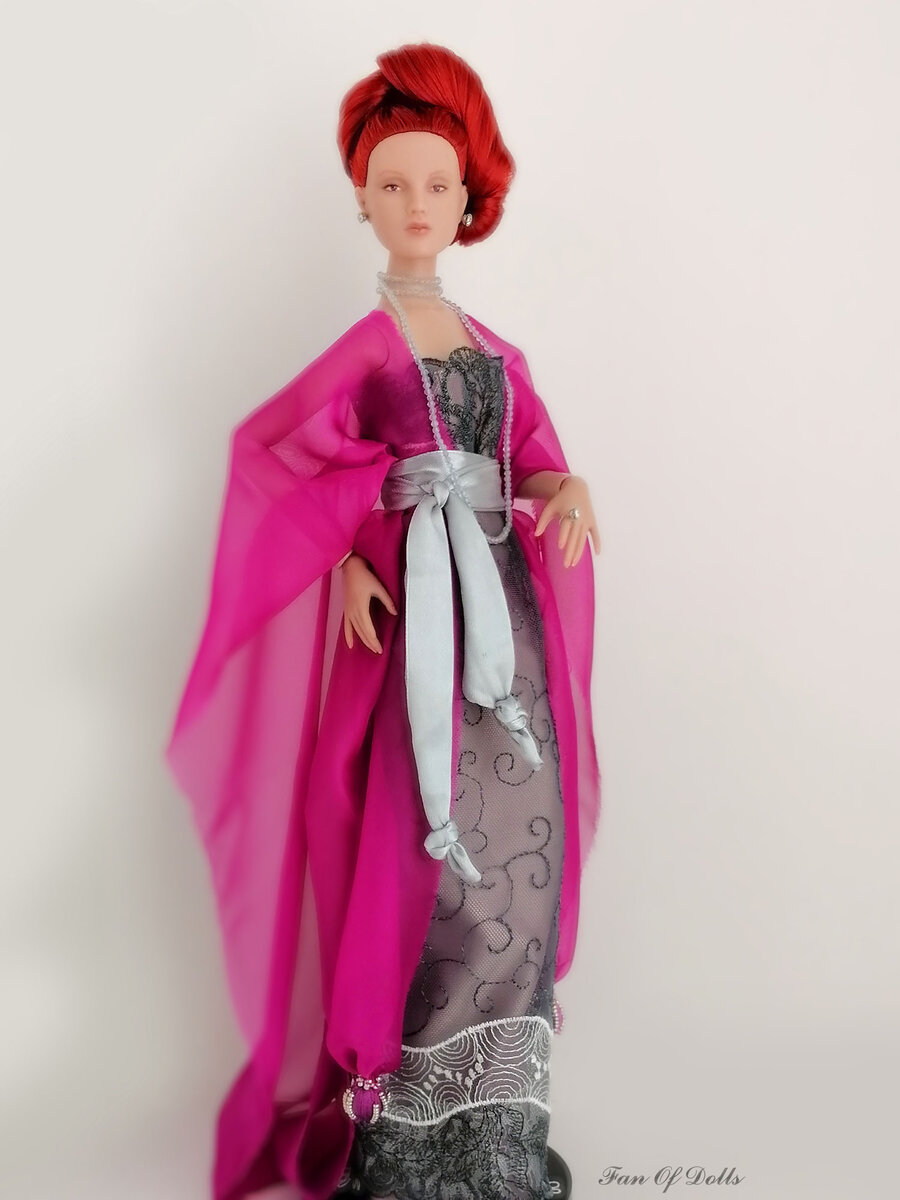 Новый наряд в стиле 1910-х. Листайте вправо.