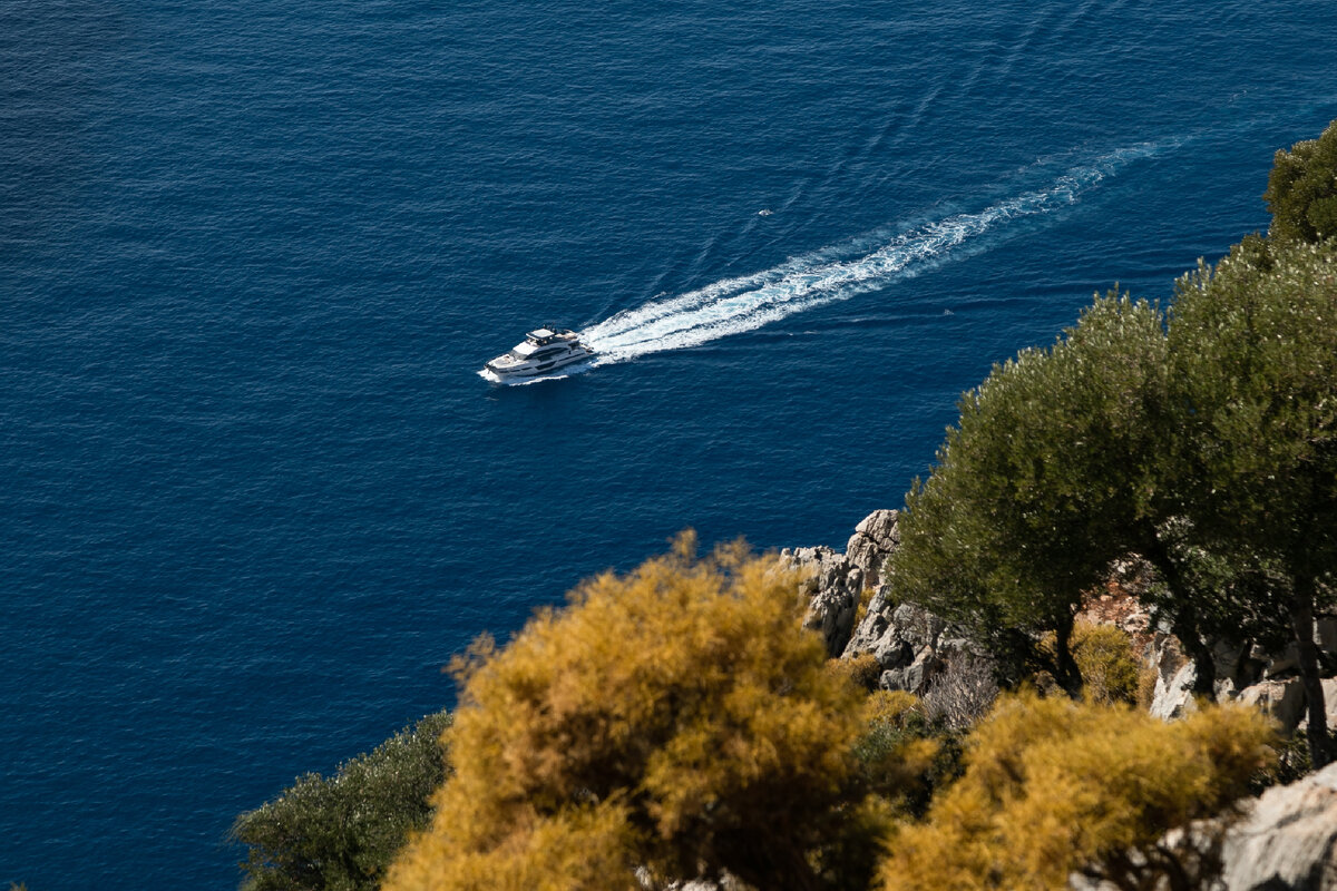 Средиземноморский климат климат. Сардиния (остров). Costa brava, испания скалы. Субтропики средиземноморья. Средиземноморье климат.