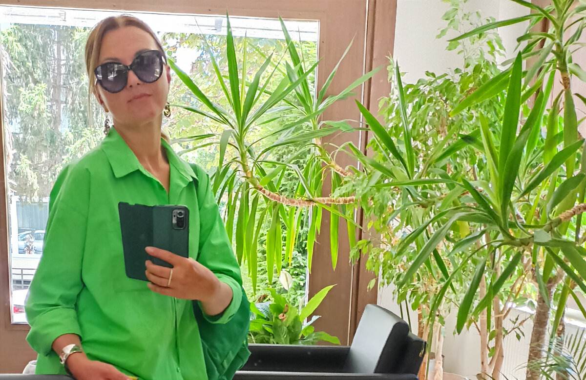 Это я в полном раздрае. Работала почти без выходных. Благо, я занимаюсь полезными делами, и тем, что нравится. Но принять решение надо. 
