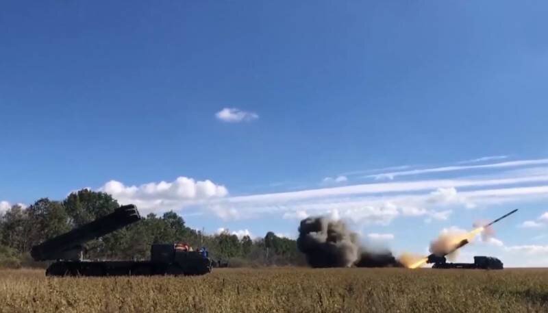 Российские войска проявляют повышенную активность на северном участке фронта, в частности на Купянском направлении, местами выбивая ВСУ с насиженных позиций и продвигаясь на новые рубежи.