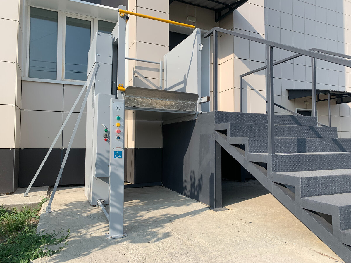 Вертикальный подъемник для инвалидов Veara EasyLift  ГОСТ