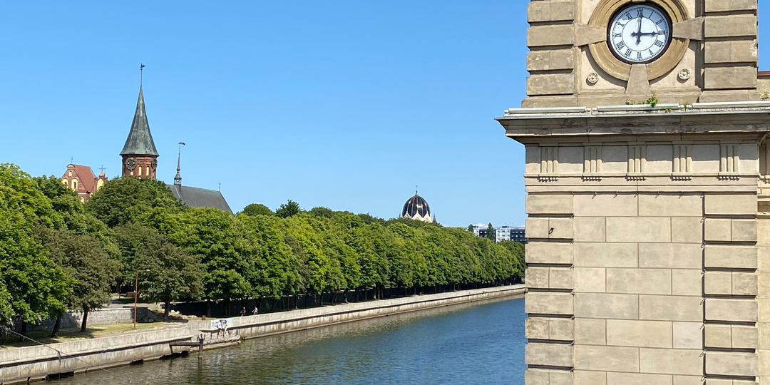 Здание биржи, Шиллер, Достоевский, Петр I и зубры в Калининграде.