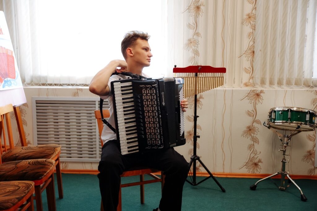 Листайте вправо, чтобы увидеть больше изображений