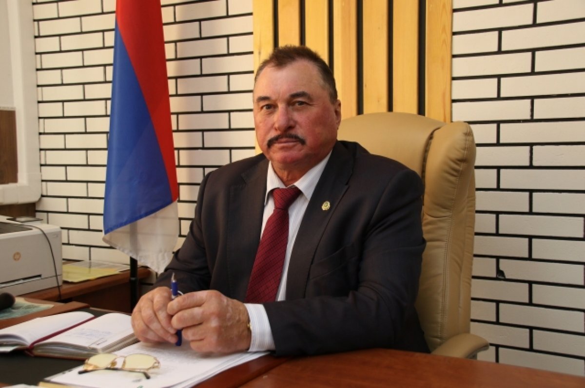    Трудовой стаж в сельском хозяйстве у Владимира Мануйлова - более 45 лет.