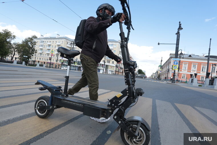    В РФ владельцев электросамокатов хотят приравнять к автомобилистам