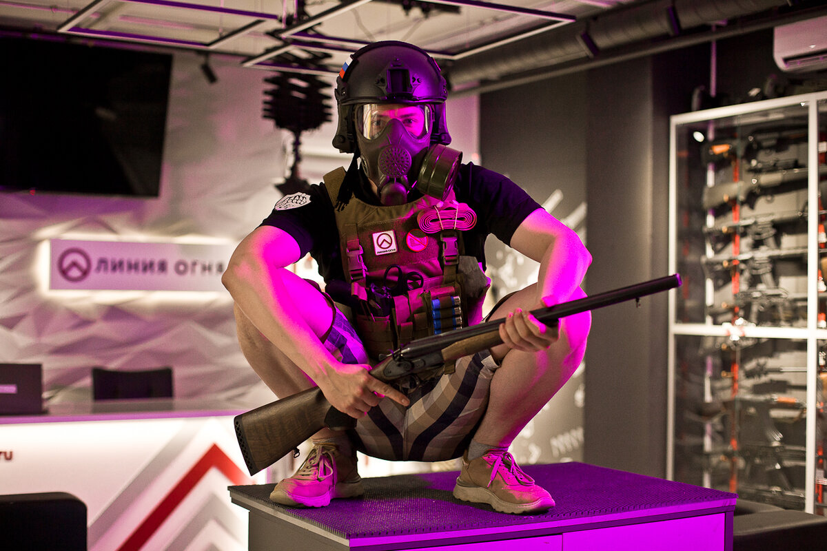 Один из счастливых обладателей первого ружья.