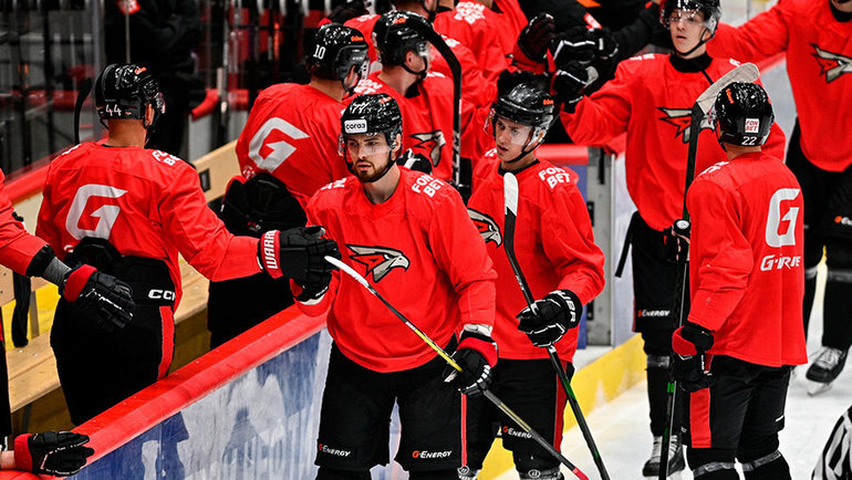    Хоккеисты «Авангарда» готовятся к сезону.ХК «Авангард»