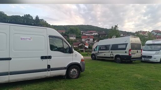 Видеоколаж дорогам бесплатными дорогами Словении, местами они узкие, местами очень красивые.