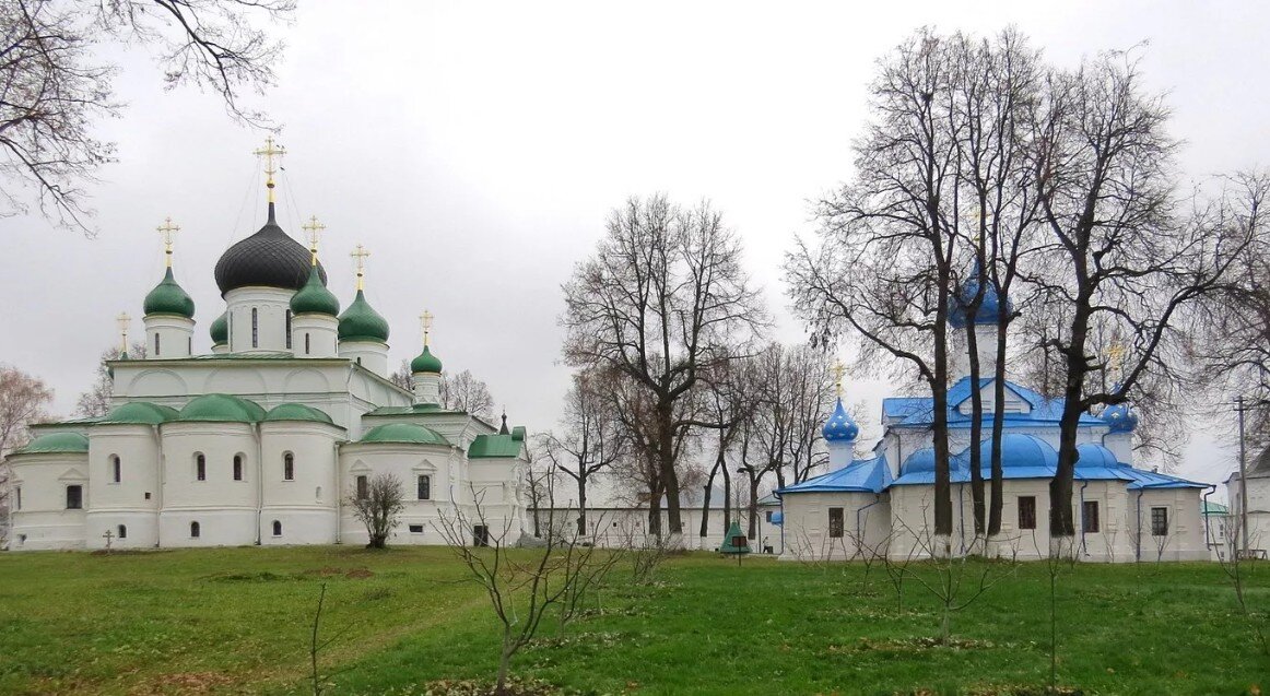 Свято-Феодоровский монастырь. Фото и интернета