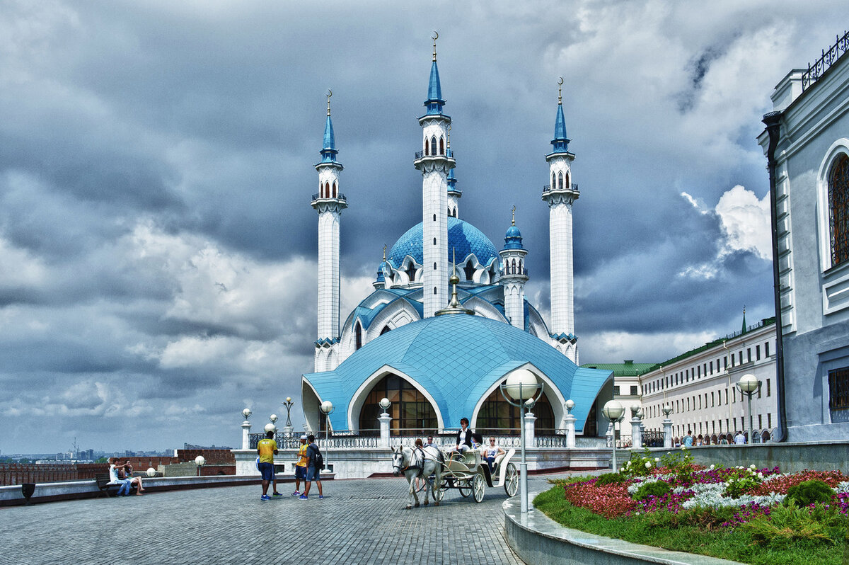 Есть ли в казани. Кул Шариф столица Татарстана. Казанский Кремль Казань. Историко-архитектурный комплекс «Казанский Кремль» (Казань). Казанский Кремль ЮНЕСКО кул Шариф.