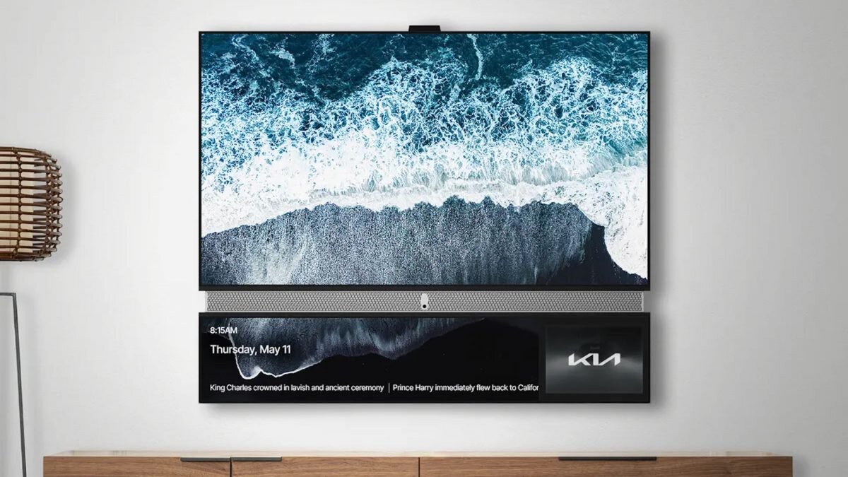    Фото: Telly Август Макаров