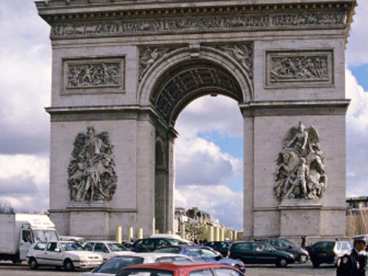    Париж: вечная красота города влюбленных© РИА Новости. Фото Галины Кмит