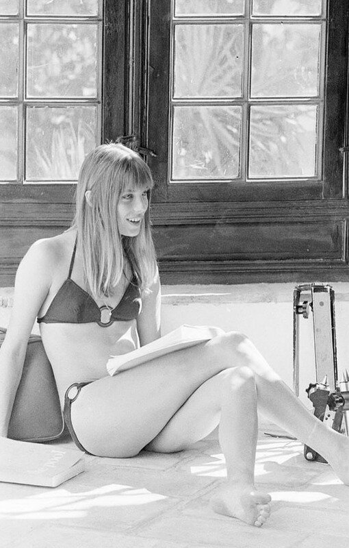 Вслед за свадьбой последовал прорыв в кинокарьере Джейн — она получила роль в откровенном триллере Микеланджело Антониони «Фотоувеличение»