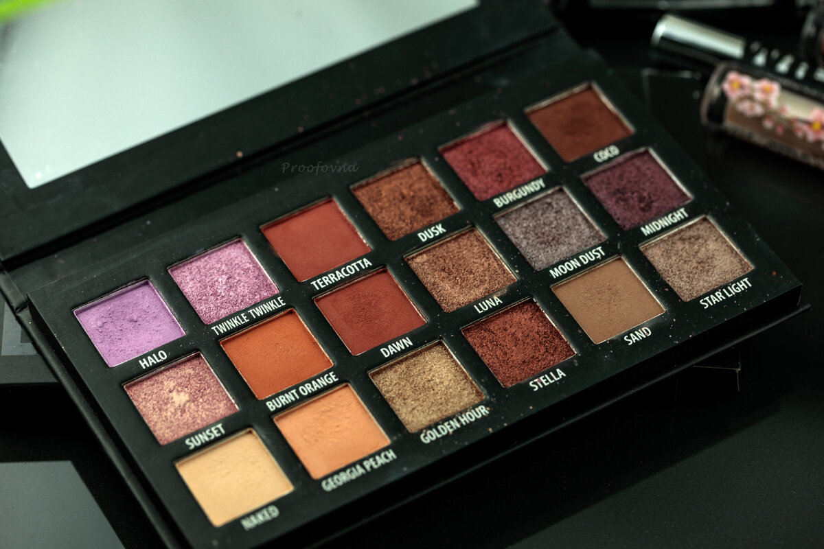 Палетка теней для век KAB Cosmetics Day + Night Eyeshadow Palette