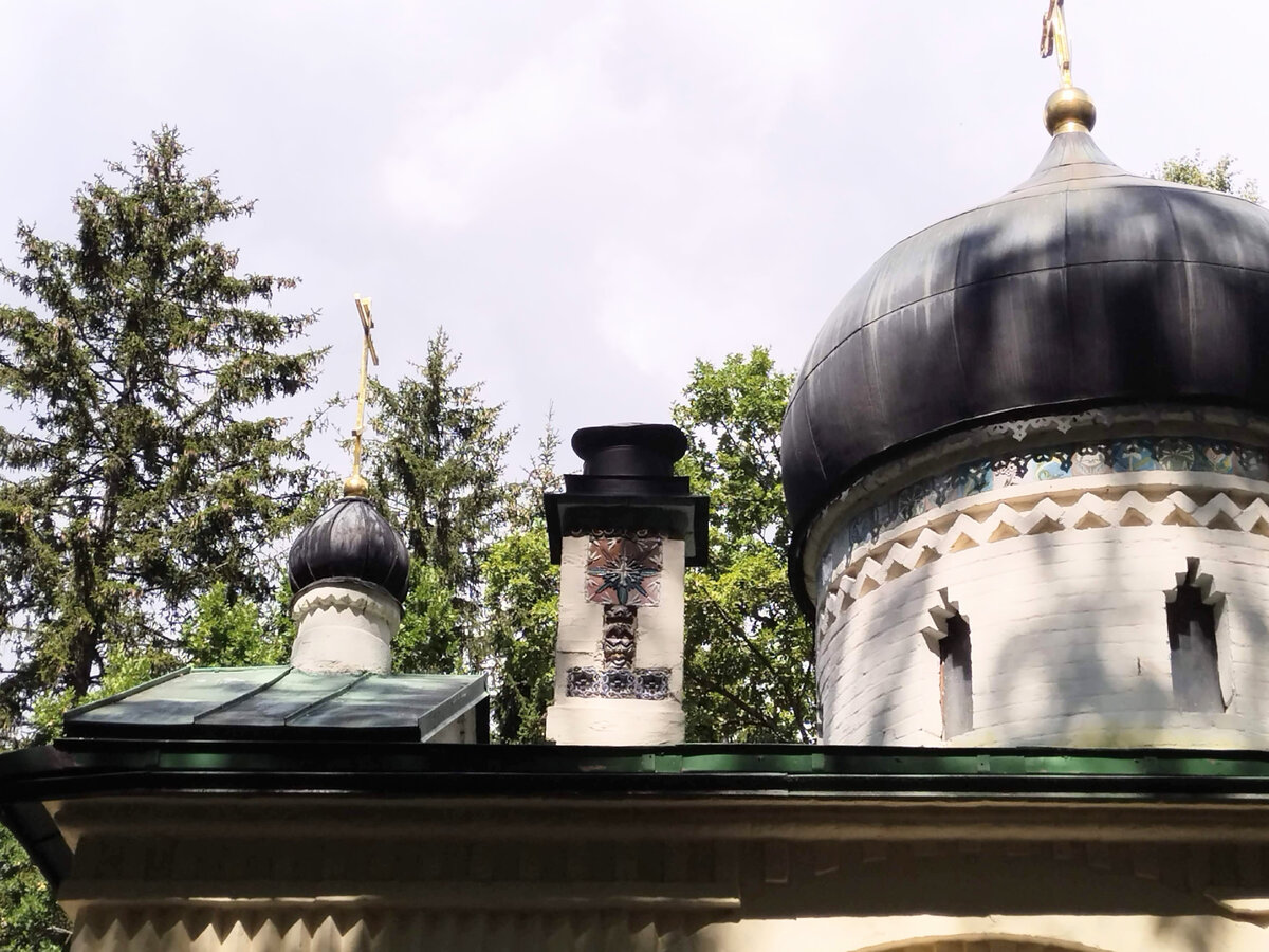 Церковь Спаса Нерукотворного, Абрамцево. Фото Открываем Россию