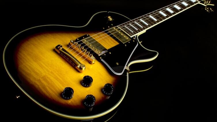    Как THE ROLLING STONES получили своё «Удовлетворение»? История песни «(I Can't Get No) Satisfaction» hakuna_jina Shutterstock.com