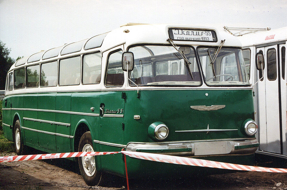 Междугородний Ikarus 55 Lux в СССР очень уважали.