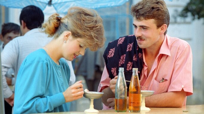 Летнее кафе в Твери, 1990 год