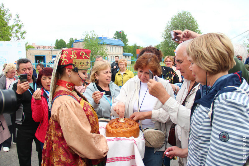    Это жители Тулы, Самары, Казани, Санкт-Петербурга, Москвы, Волгограда, Перми, Архангельска, Омска, Крыма. Самыми посещаемыми местами стали дом-музей Верещагиных,