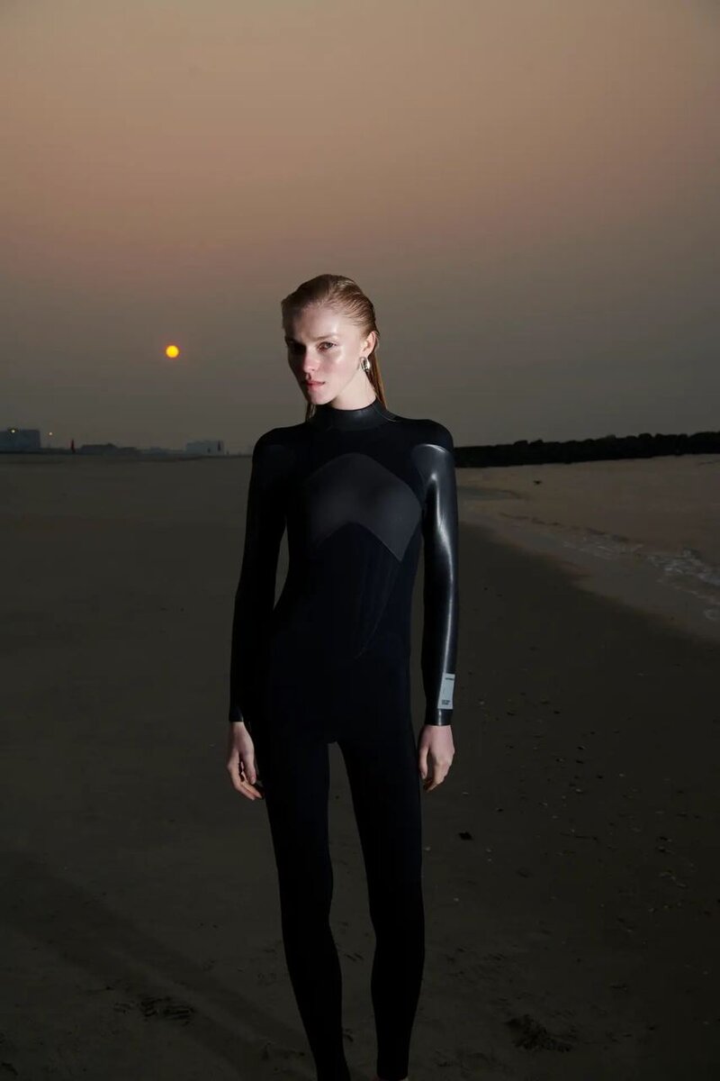    Dion Lee и Haydenshapes запустили коллекцию для серфинга (фото 3)