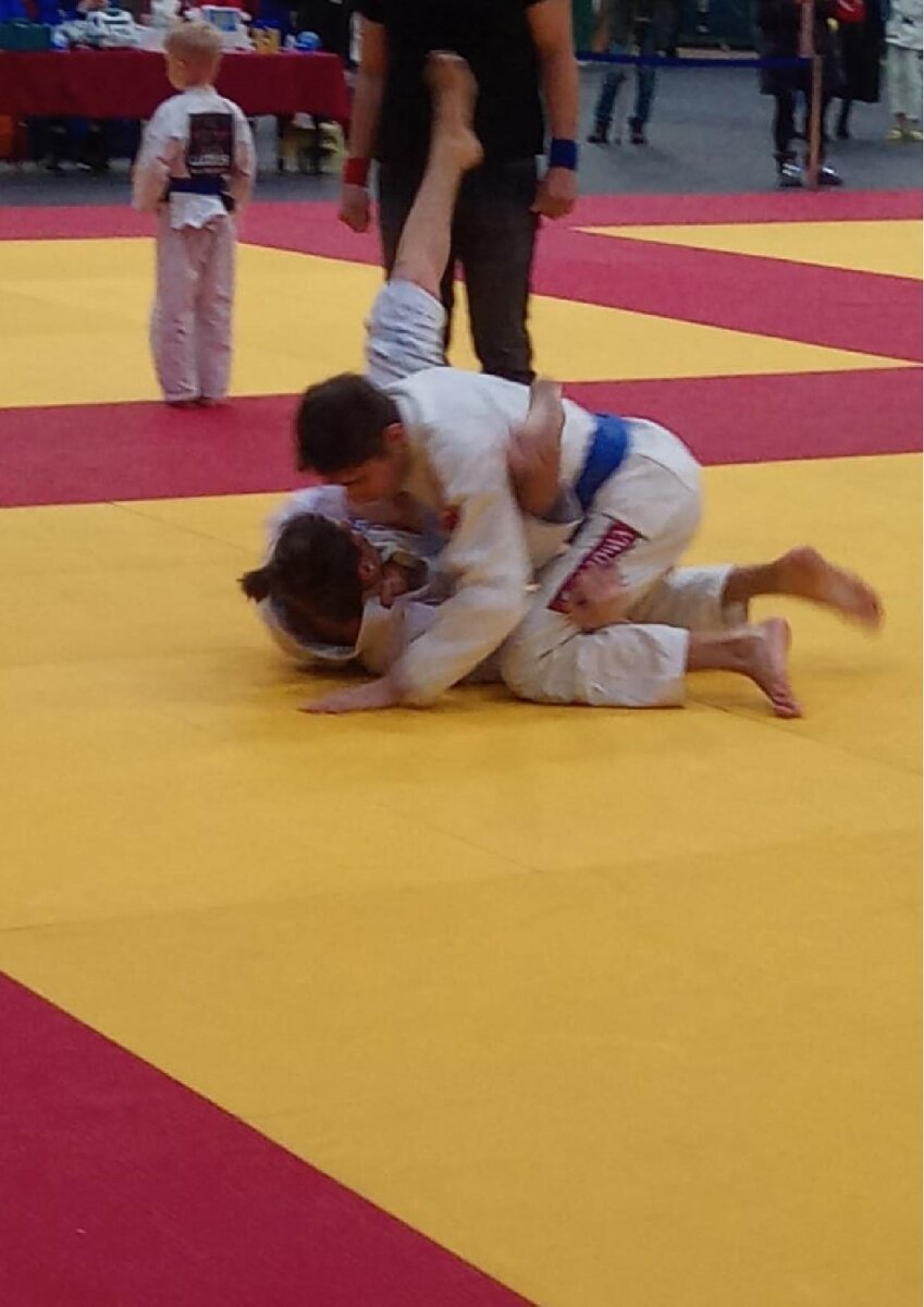 Это поединок Аникея, молодчинка!