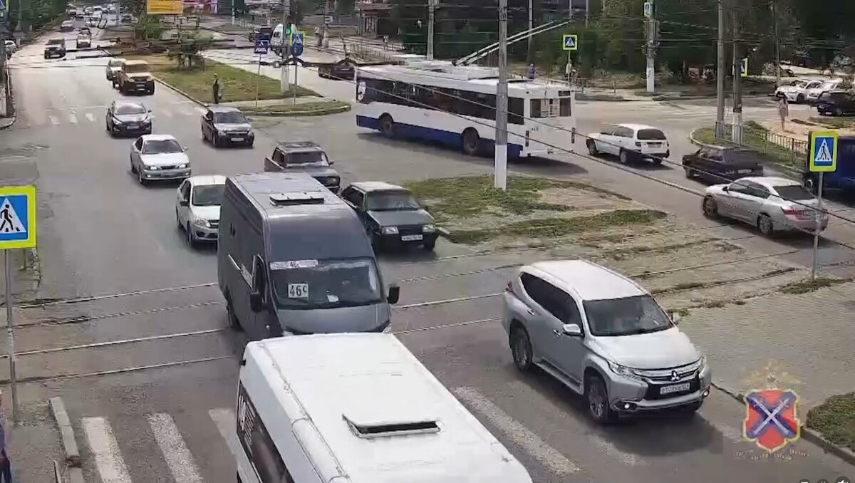 Массовая драка в Жилгородке Волгограда попала на видео