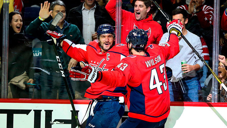    Александр Овечкин и Том Уилсон. Global Look Press