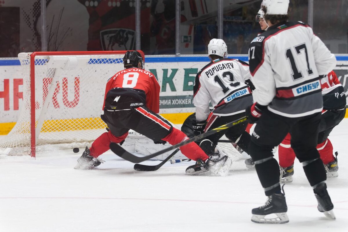 капитан команды альметьевский  нефтяник. хк рубин. хакимов рафаэль хоккеист нефтяник. кубок вхл рубин. нефтяник рубин прогноз на сегодня.